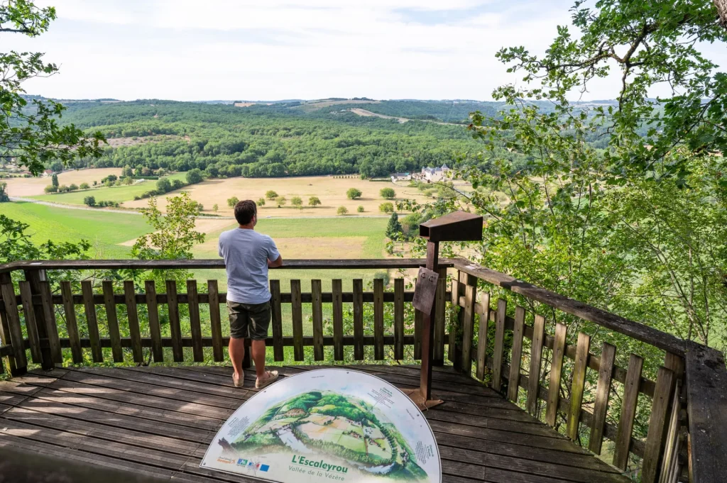 Point de vue L'escaleyrou à Aubas en Dordogne