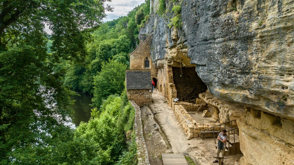 Village troglodytique de la Madeleine ©Declic et Decolle