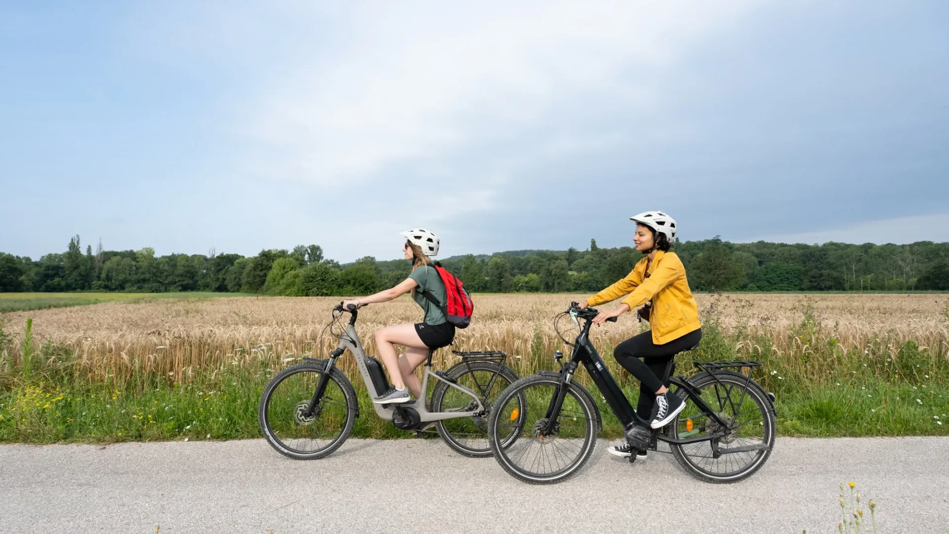 Vélos sur la voie verte "La Vézère à vélo"